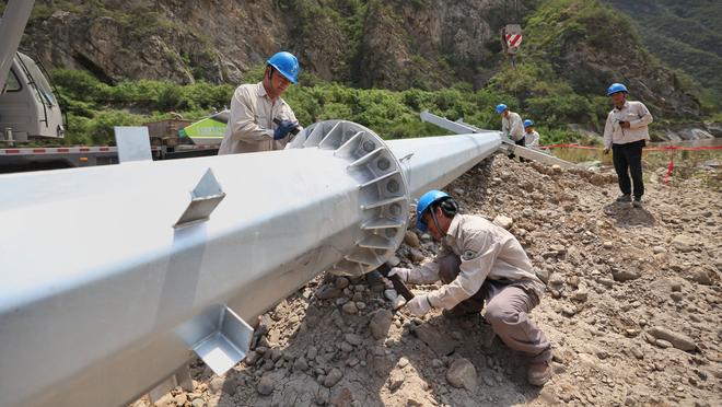 Chúng tôi cảm thấy như chúng tôi luôn chơi trên sân khách vào tháng 12, điều này thật khó khăn và chúng tôi phải chăm sóc cơ thể của mình.